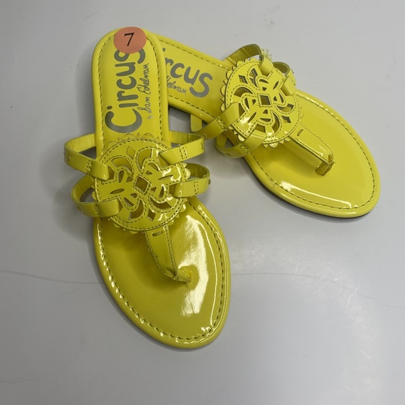 NEW Circus by Sam Edelman | Yellow Sandals - Picture 4 of 9